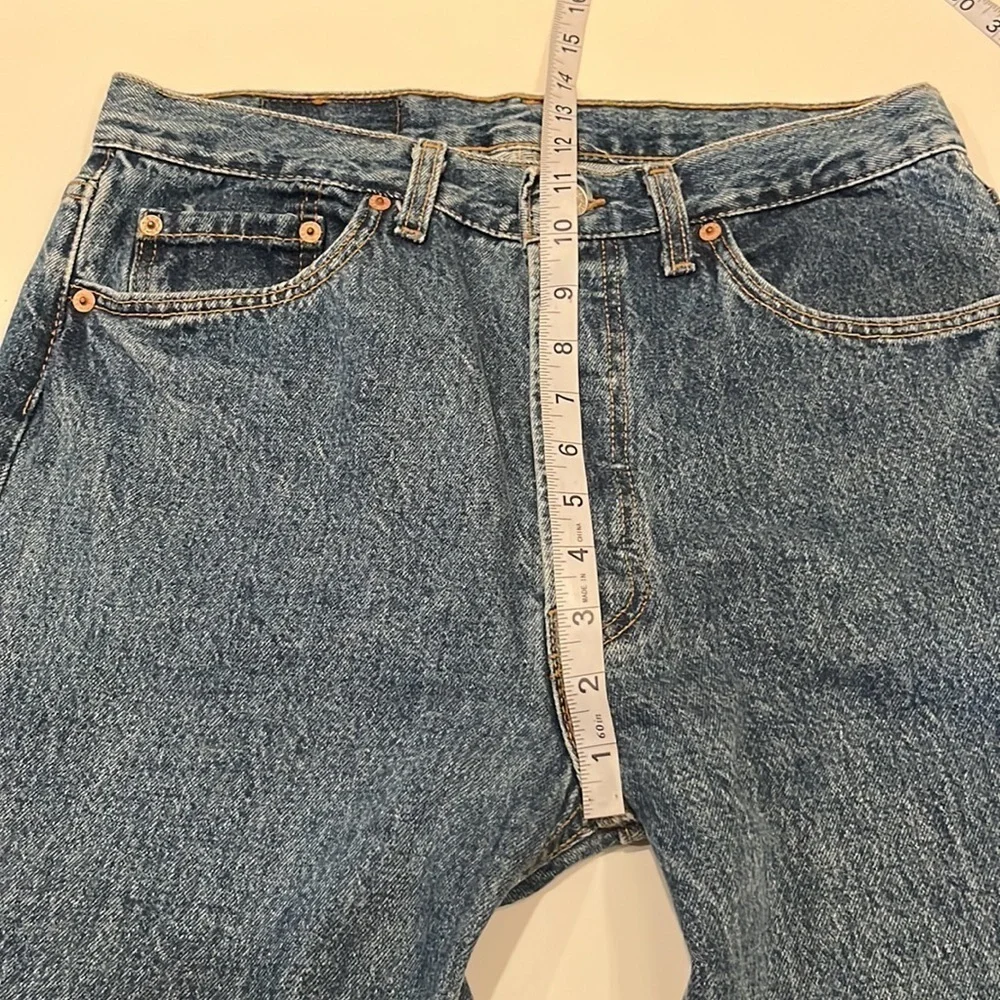 Vintage Levi’s 501 Classic Straight Leg Size 33 x 36